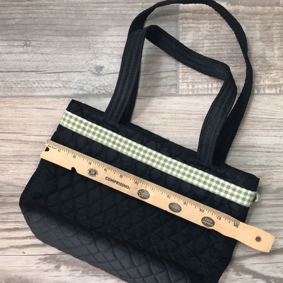 Williamsburg Pineapple Purse/Lunch Bag with Green Gingham Ribbon - Picture 4 of 6